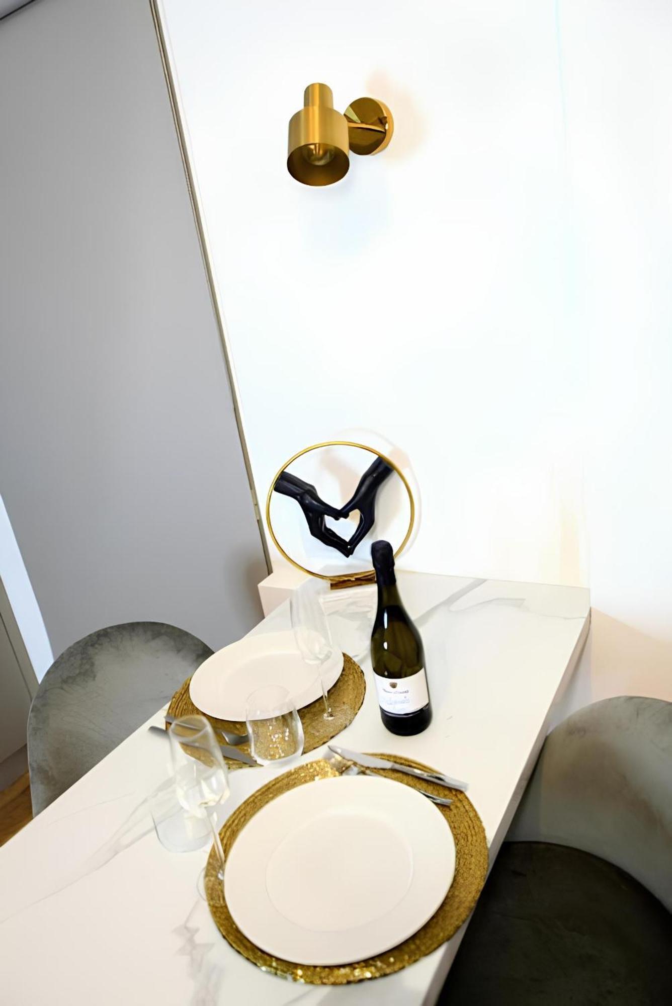 Vuel Sea View House -10 Minutes From The Airport Fiumicino Apartment Exterior photo